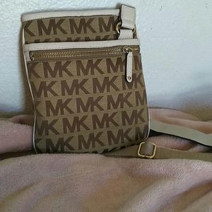 MK Crossover purse
